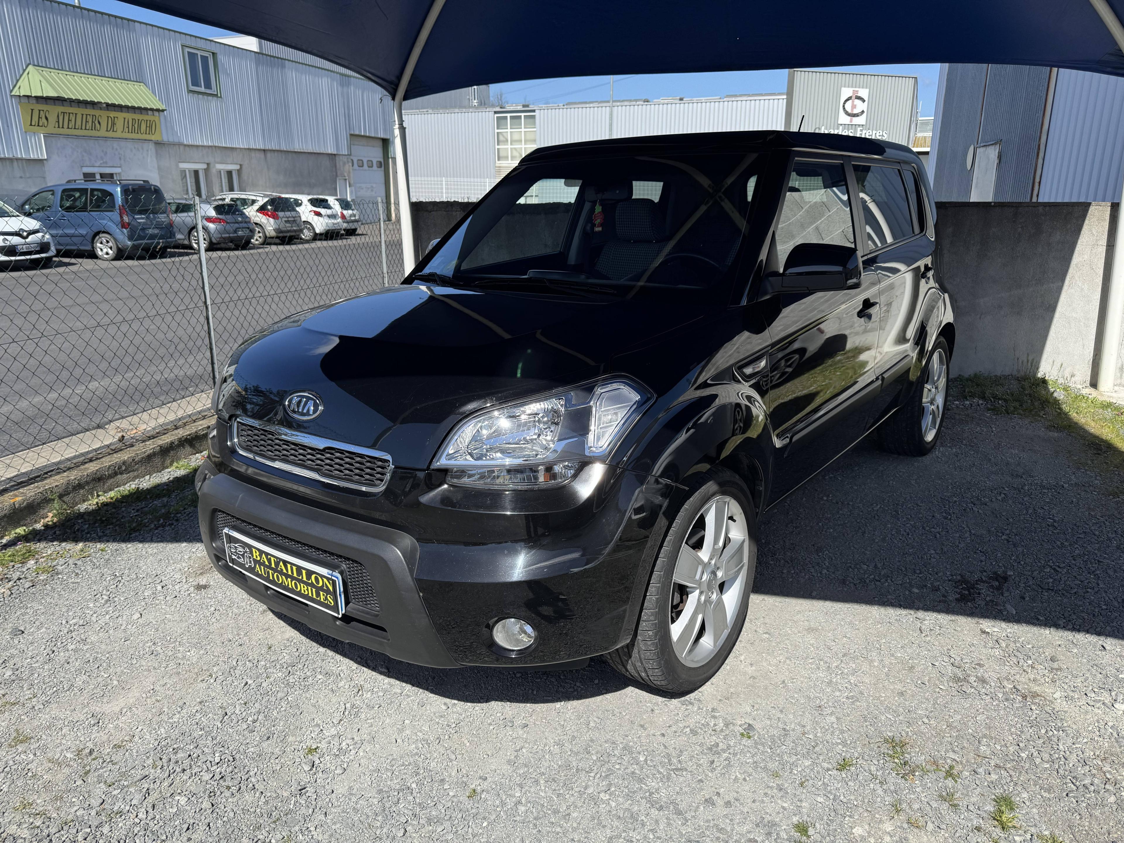 KIA SOUL