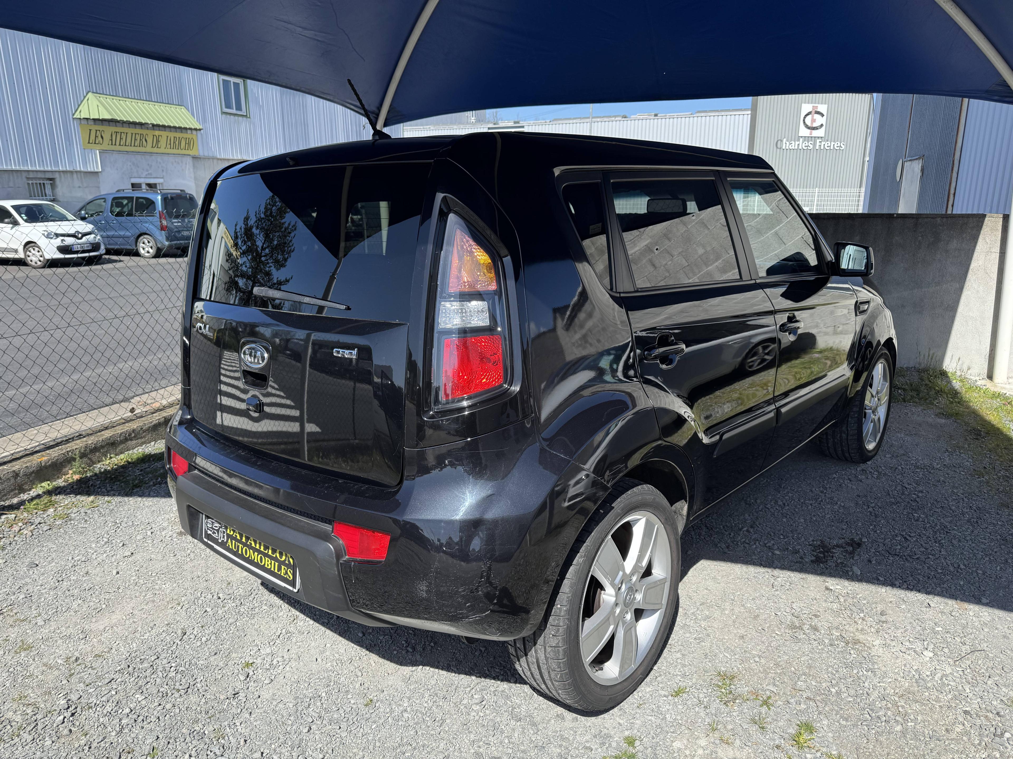KIA SOUL