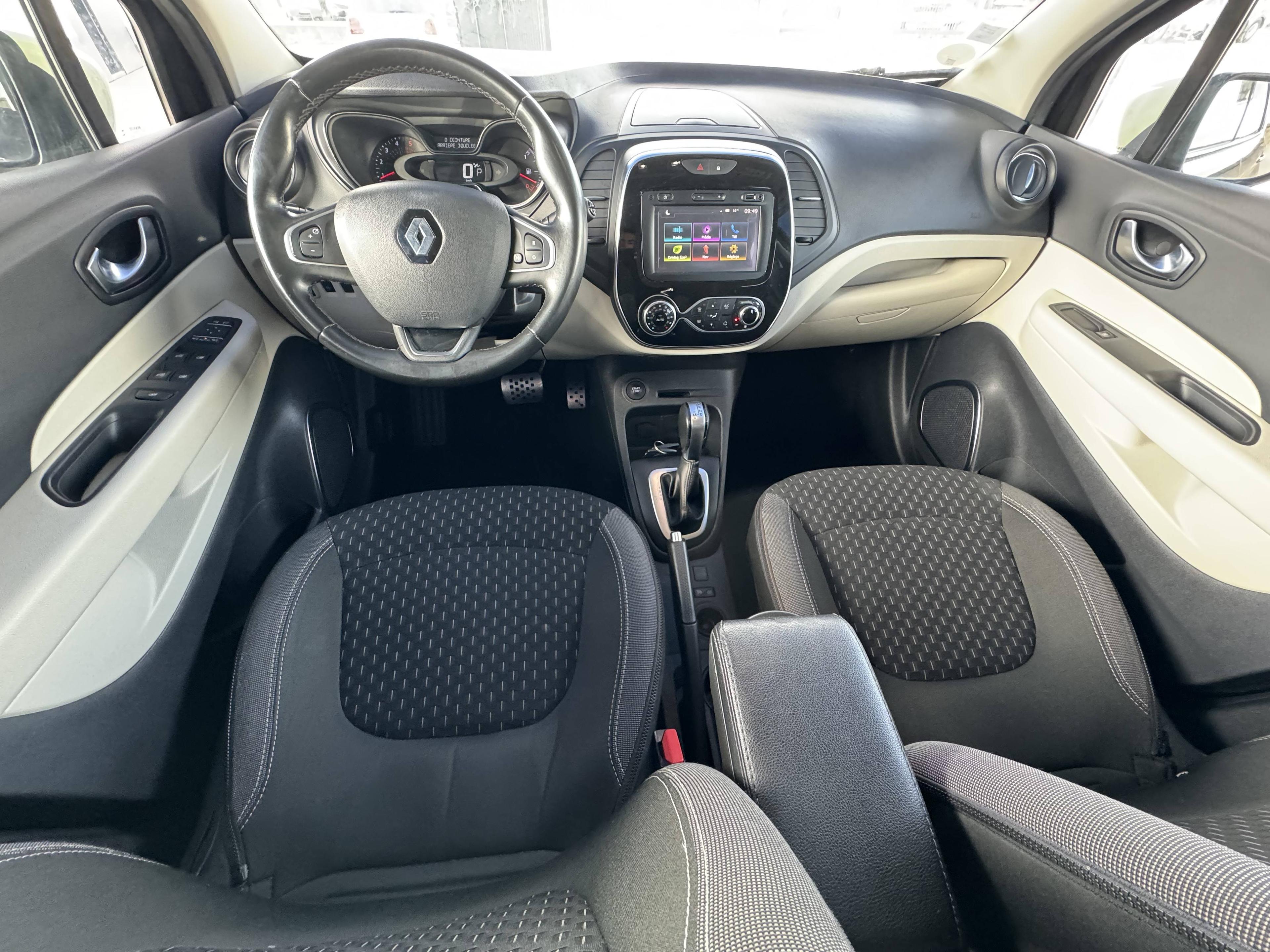 RENAULT CAPTUR