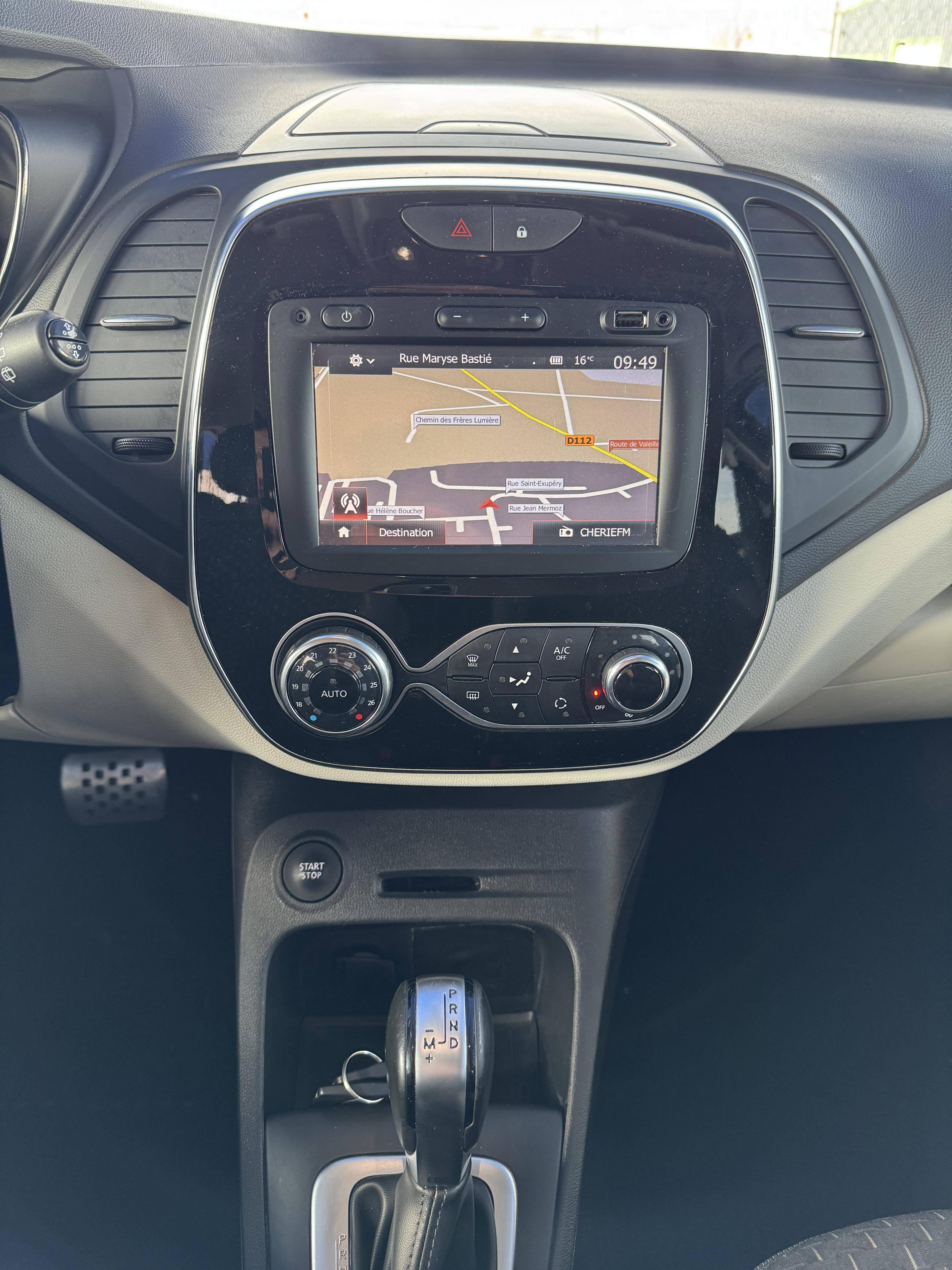 RENAULT CAPTUR