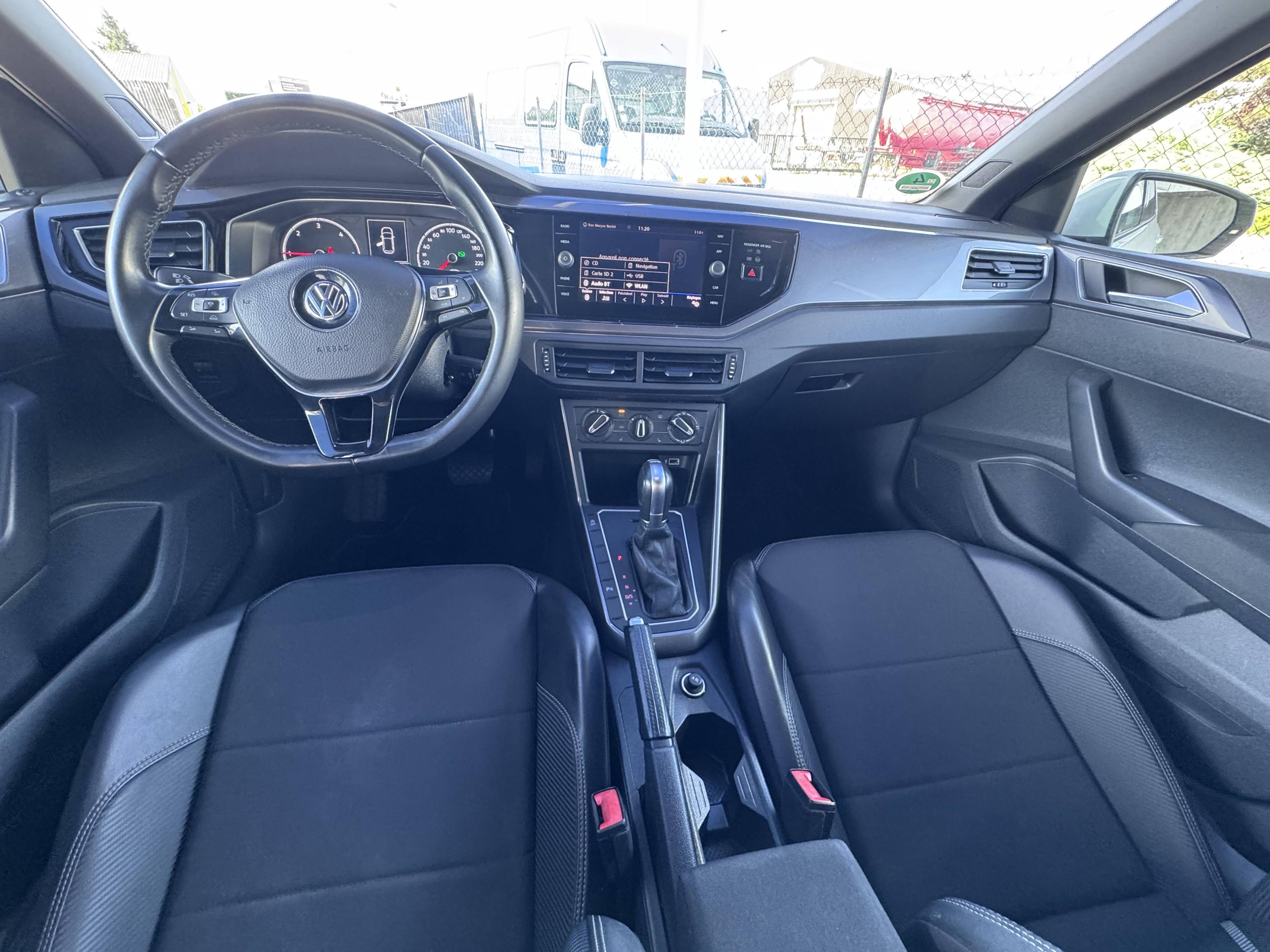 VOLKSWAGEN POLO VI
