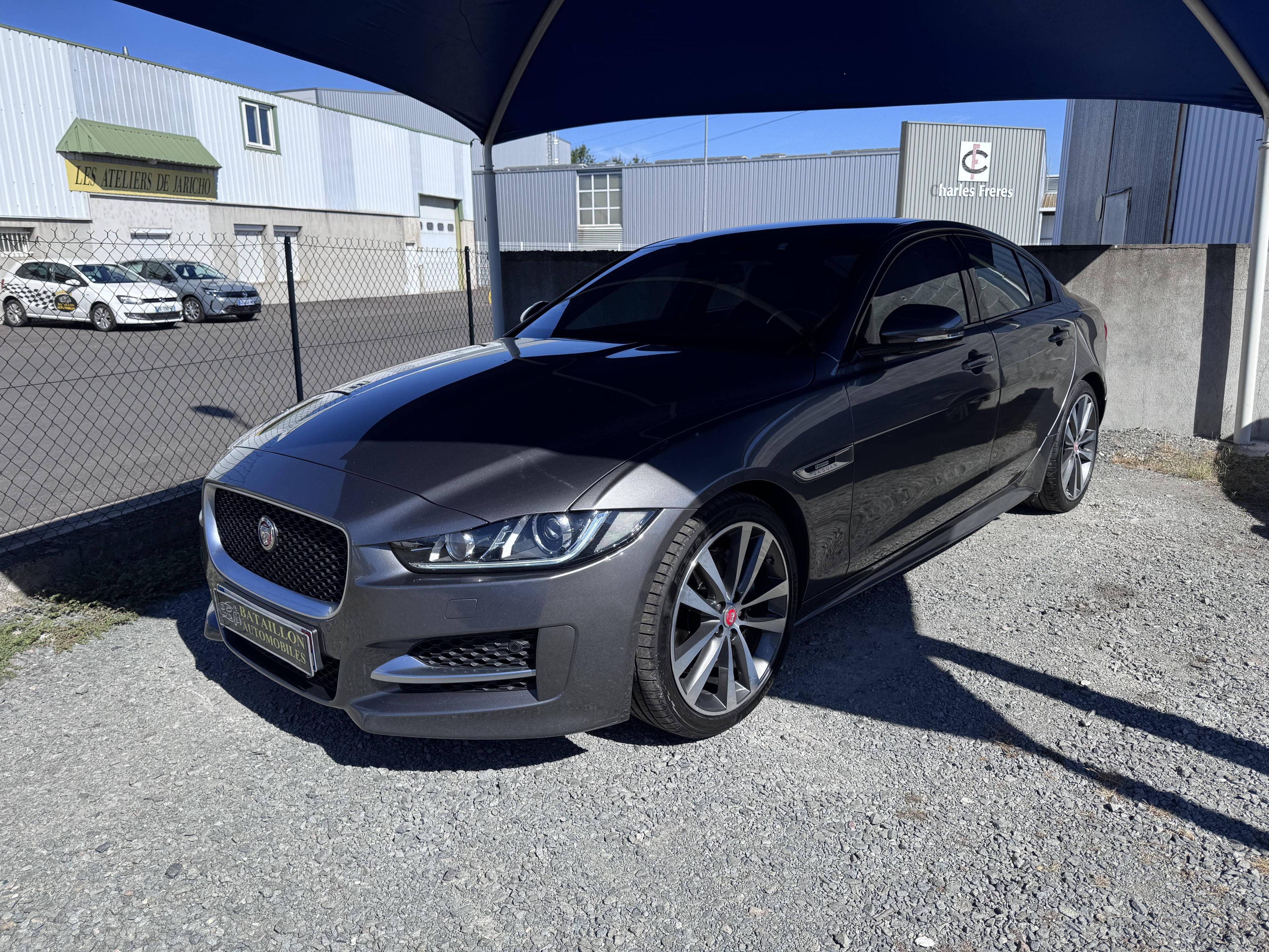 JAGUAR XE