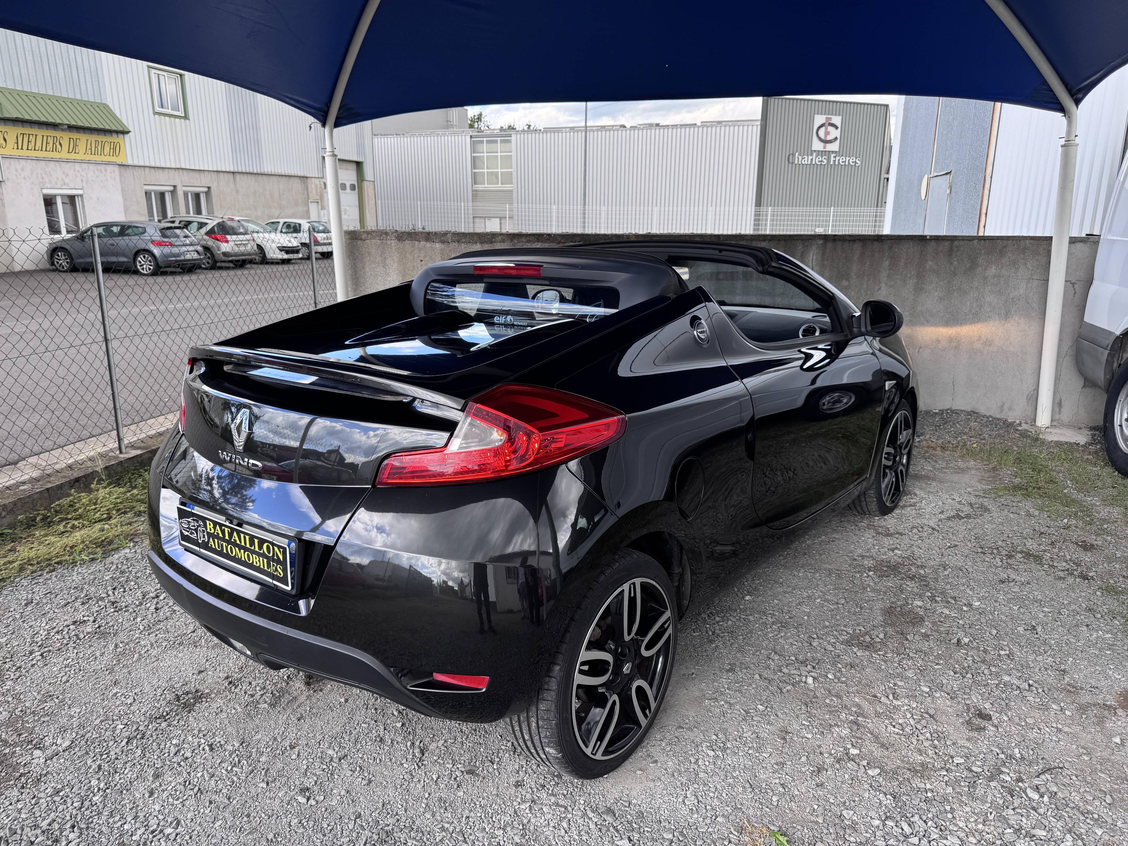 RENAULT WIND