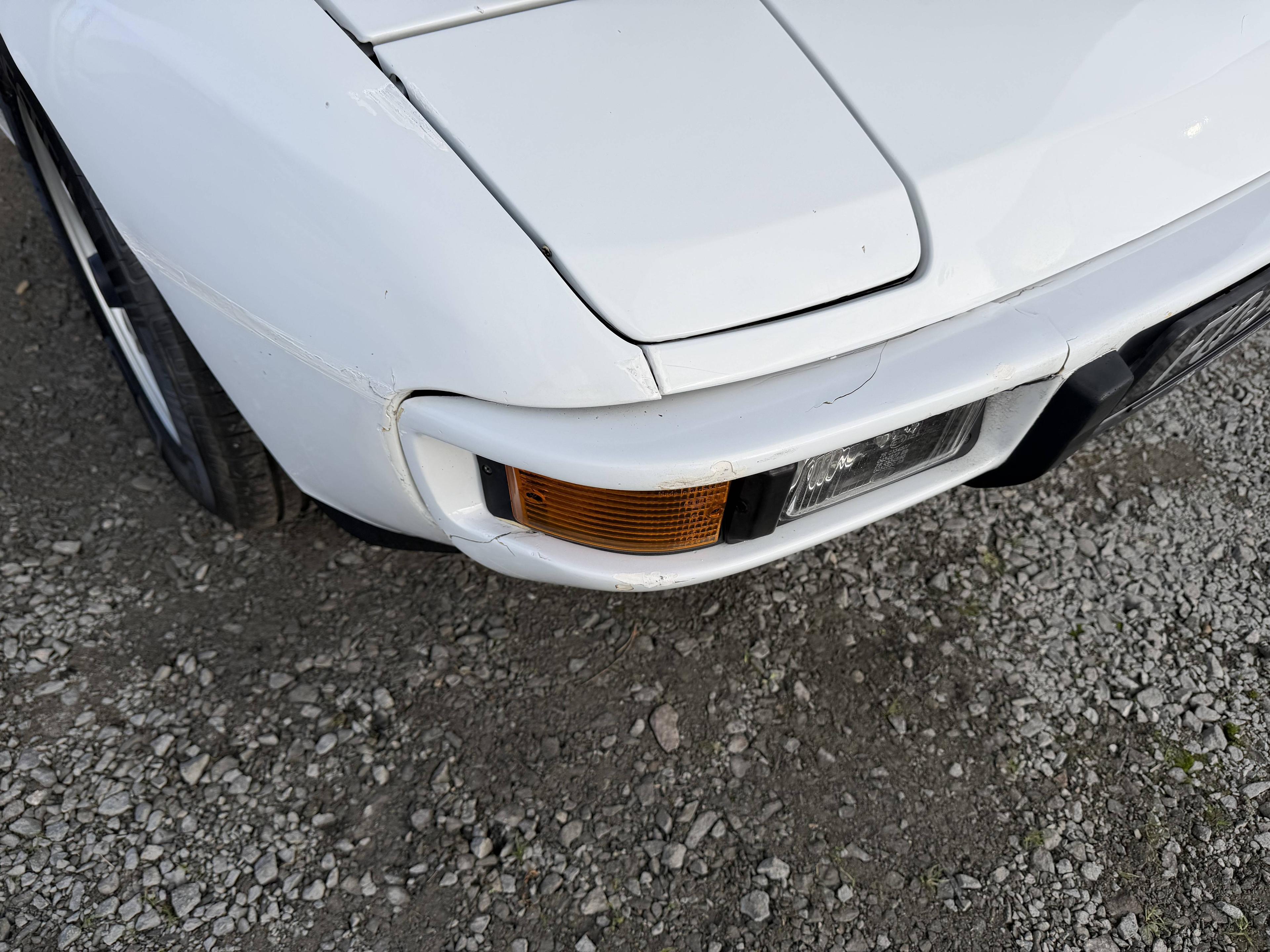PORSCHE 924