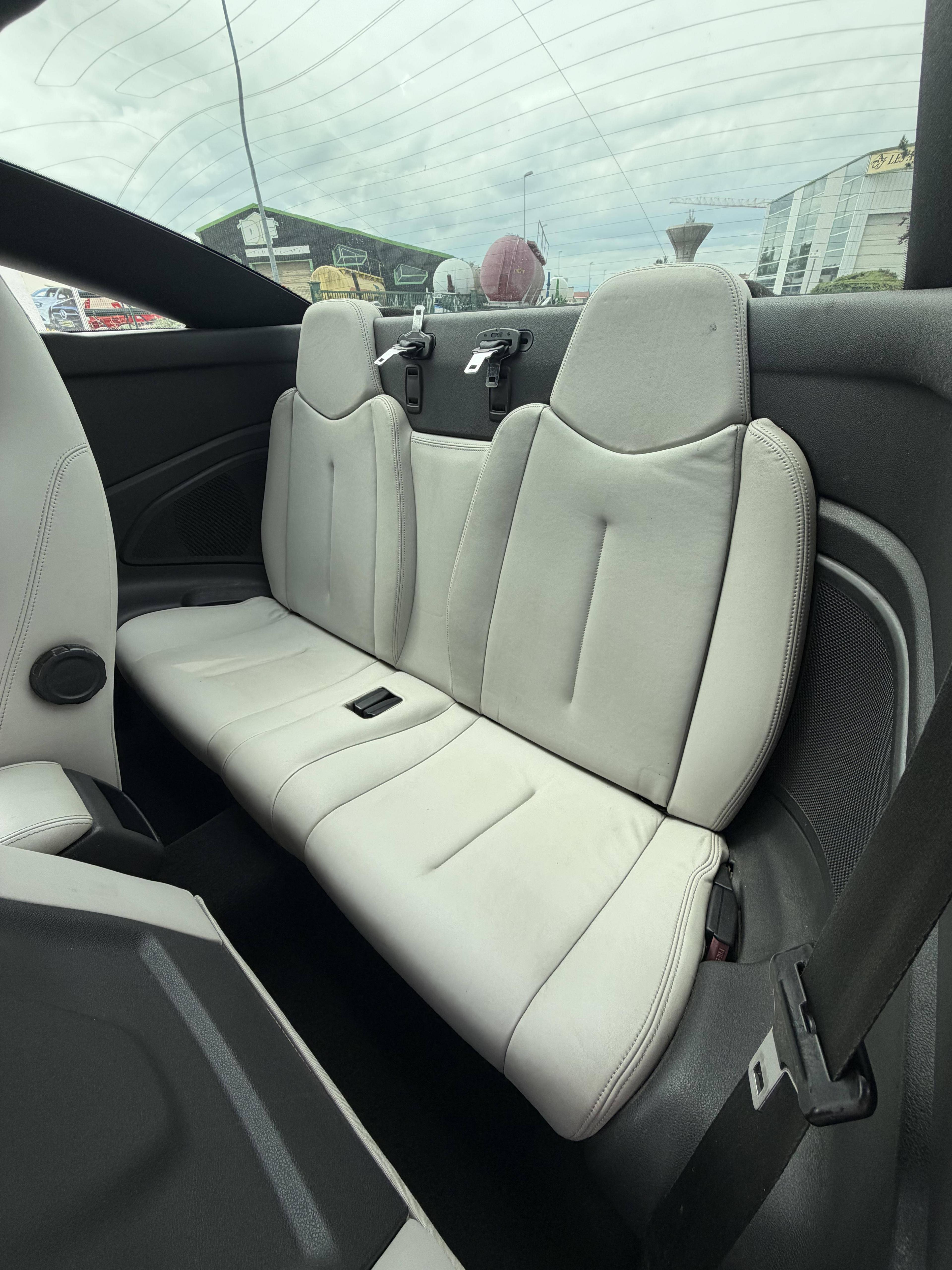 PEUGEOT RCZ