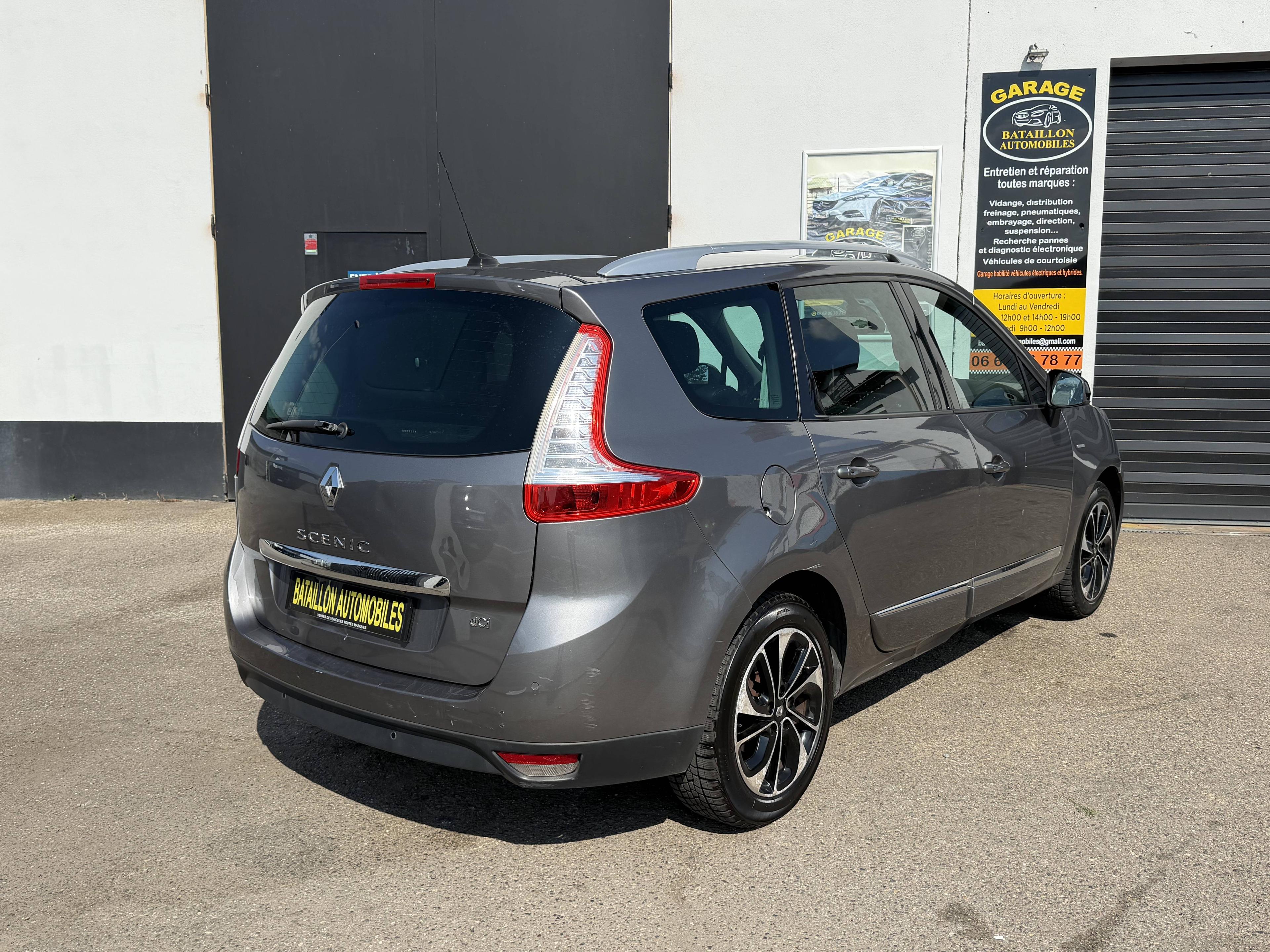 RENAULT SCENIC