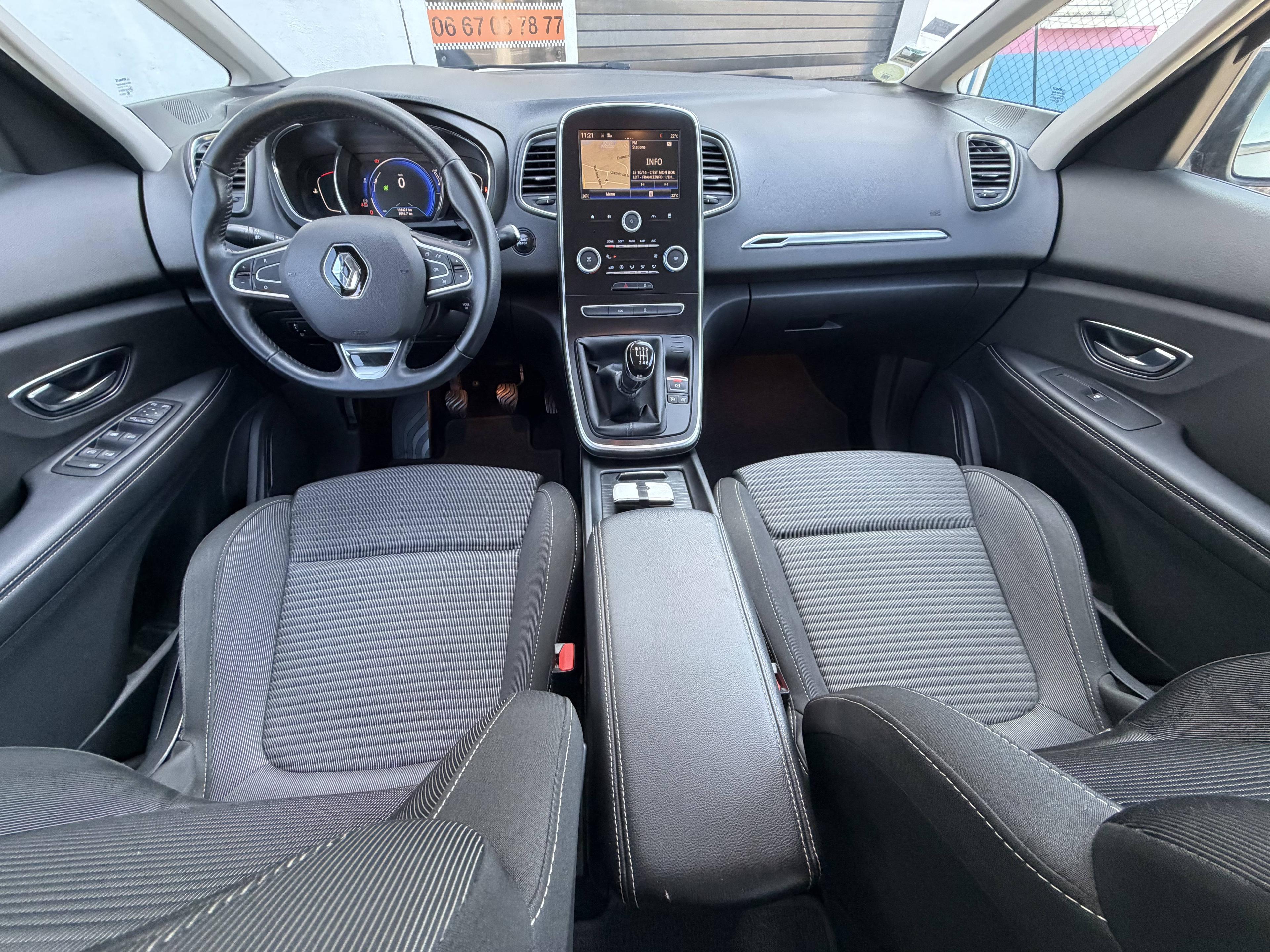 RENAULT GRAND SCENIC