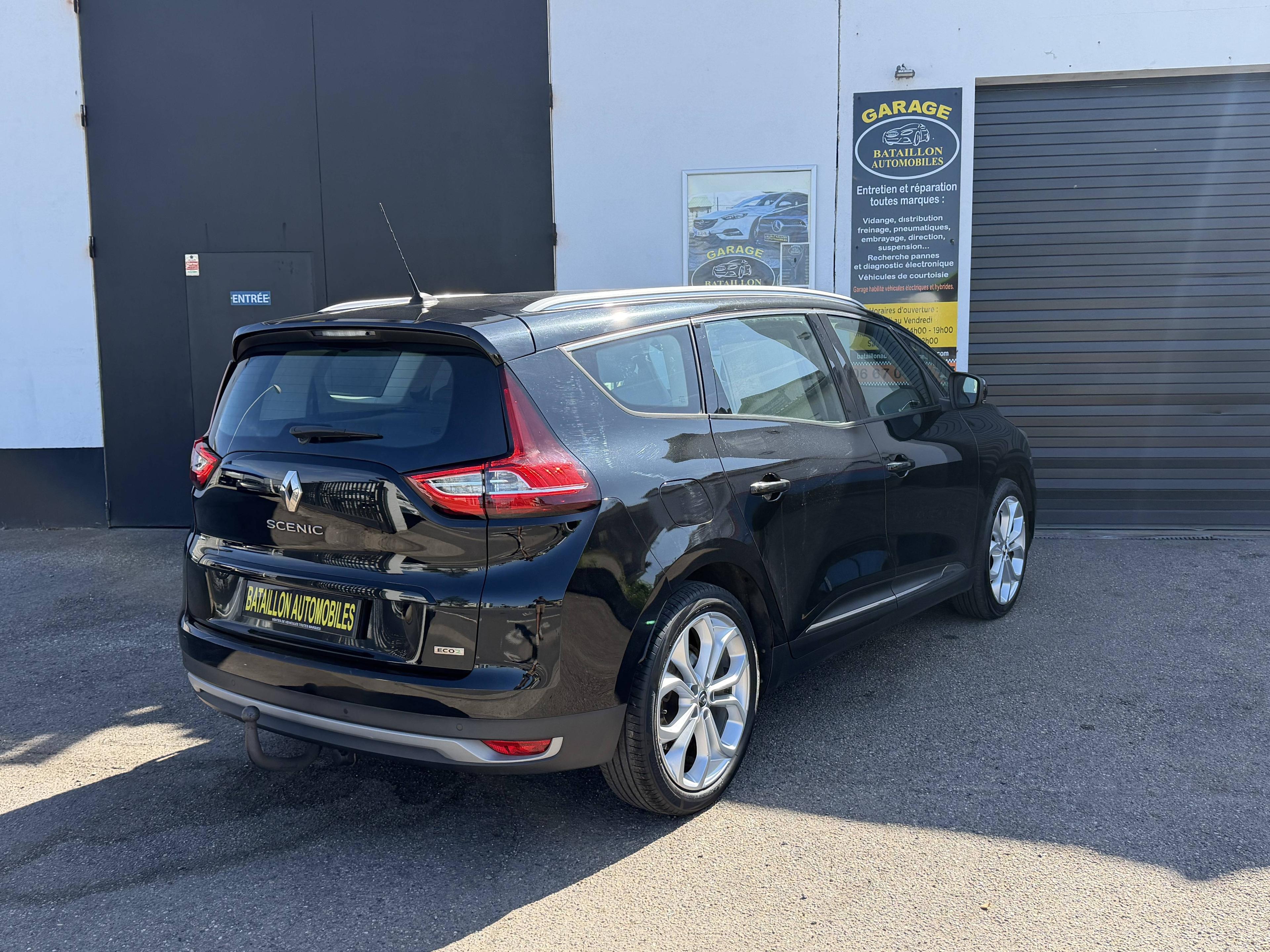 RENAULT GRAND SCENIC