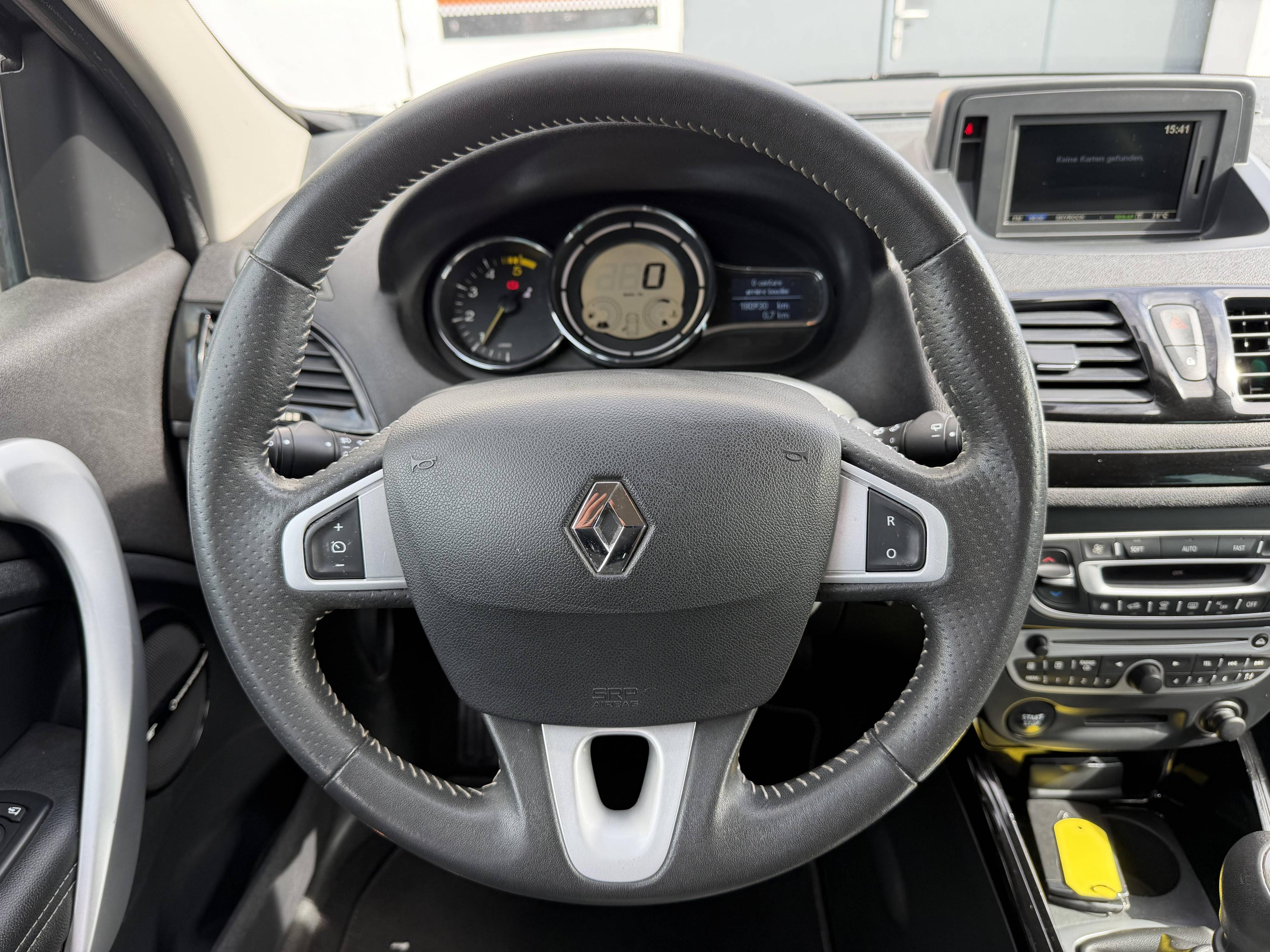 RENAULT MEGANE III BERLINE 5 PTES.
