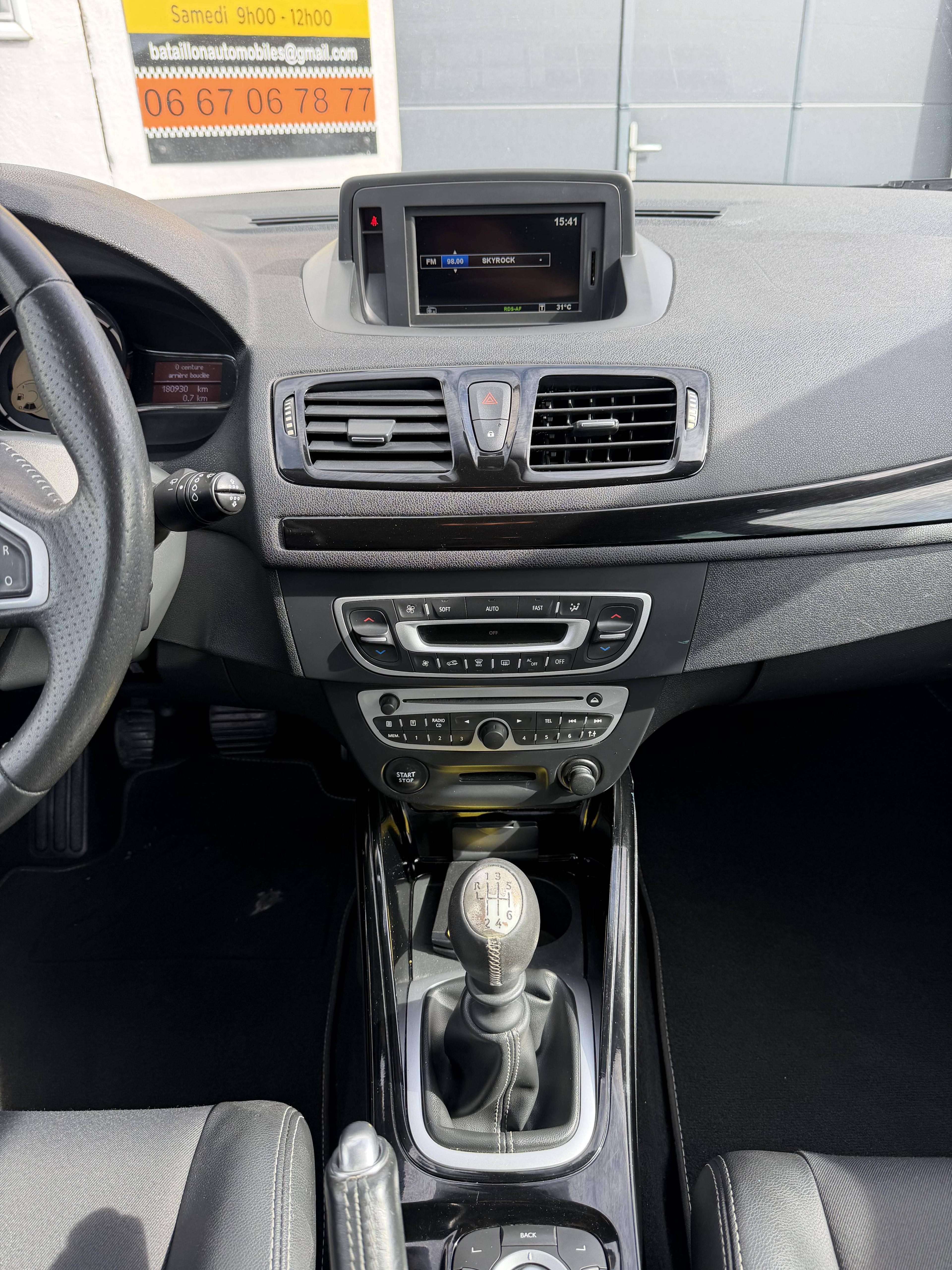 RENAULT MEGANE III BERLINE 5 PTES.