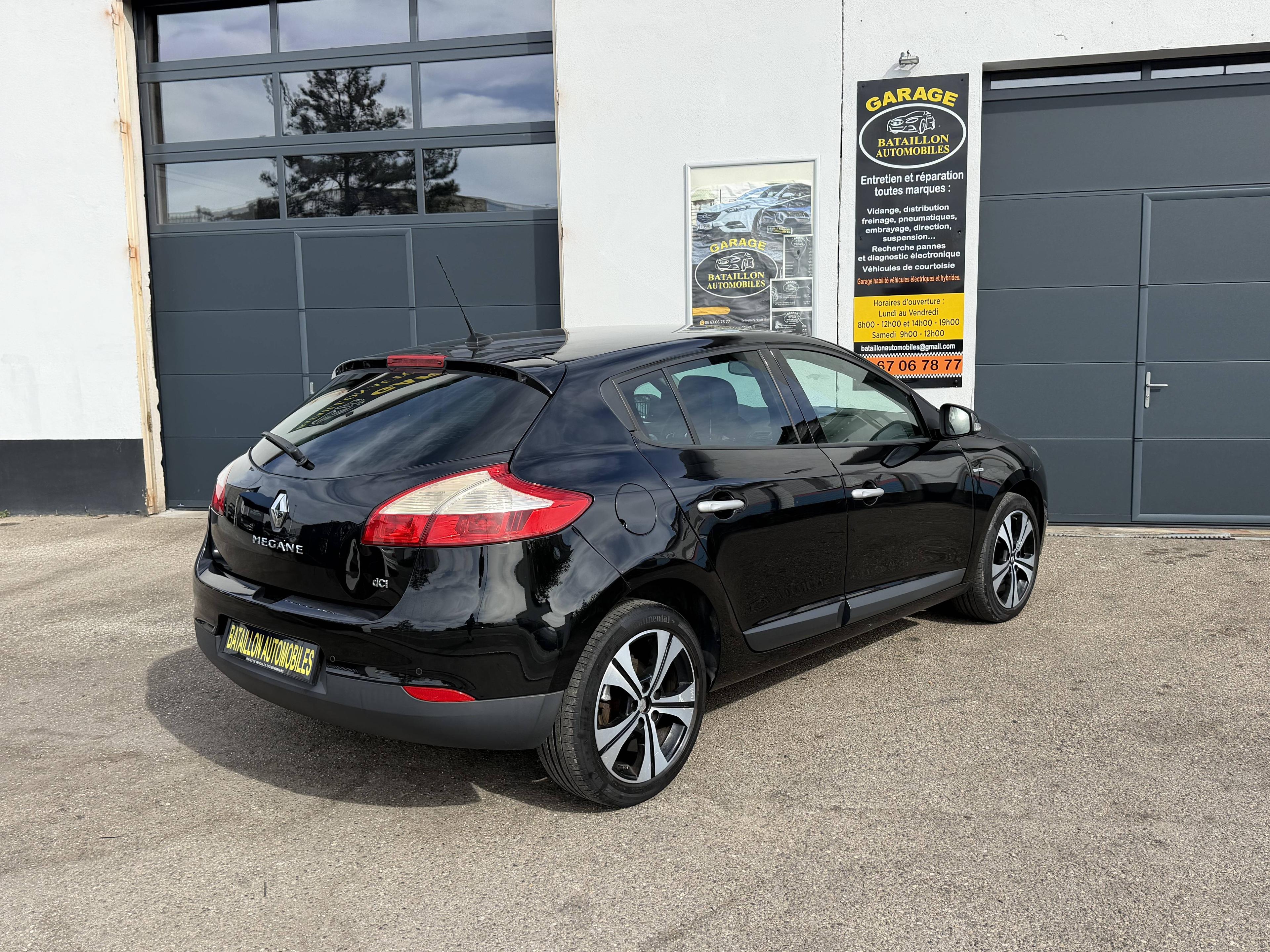 RENAULT MEGANE III BERLINE 5 PTES.