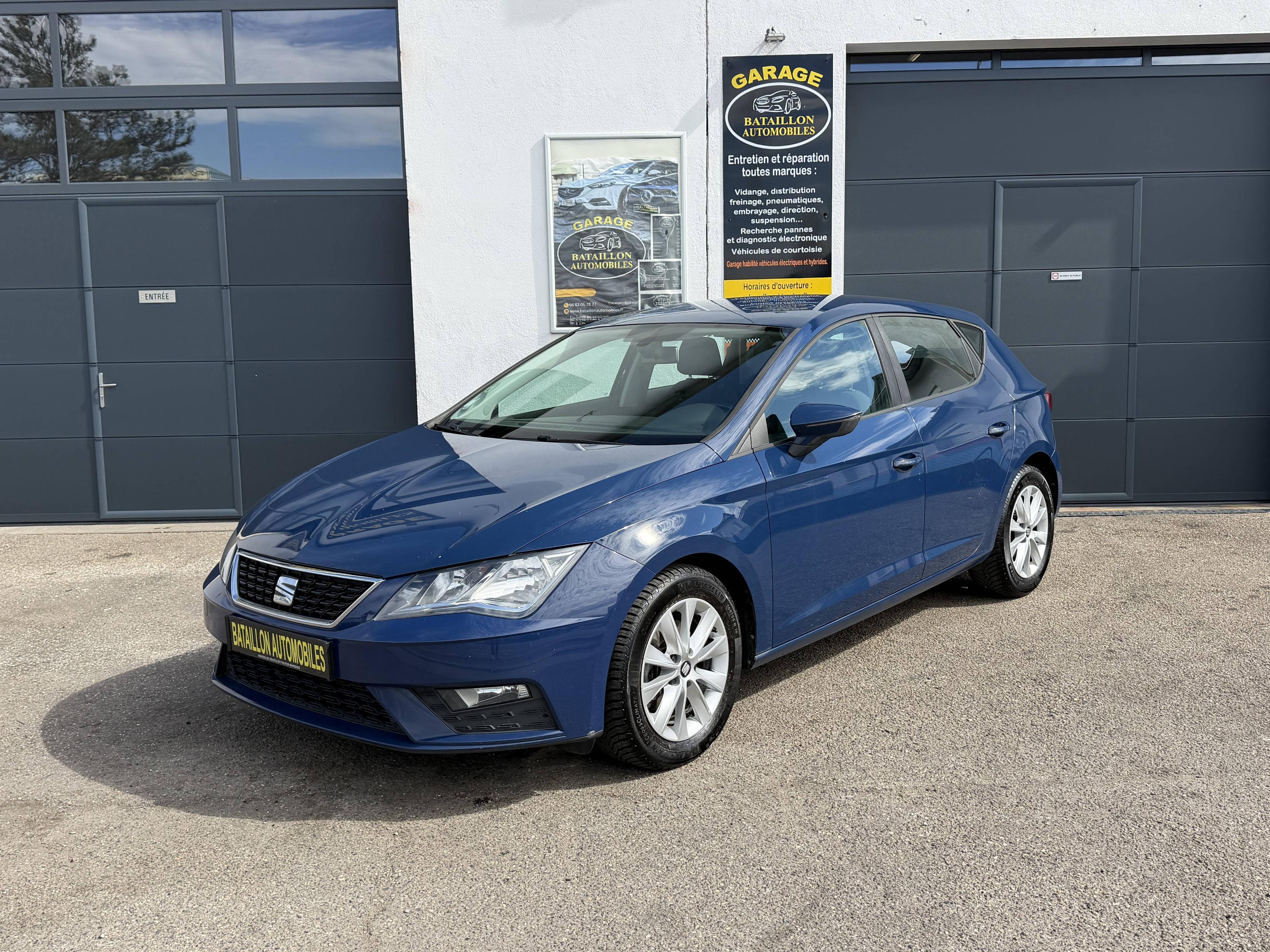 SEAT LEON