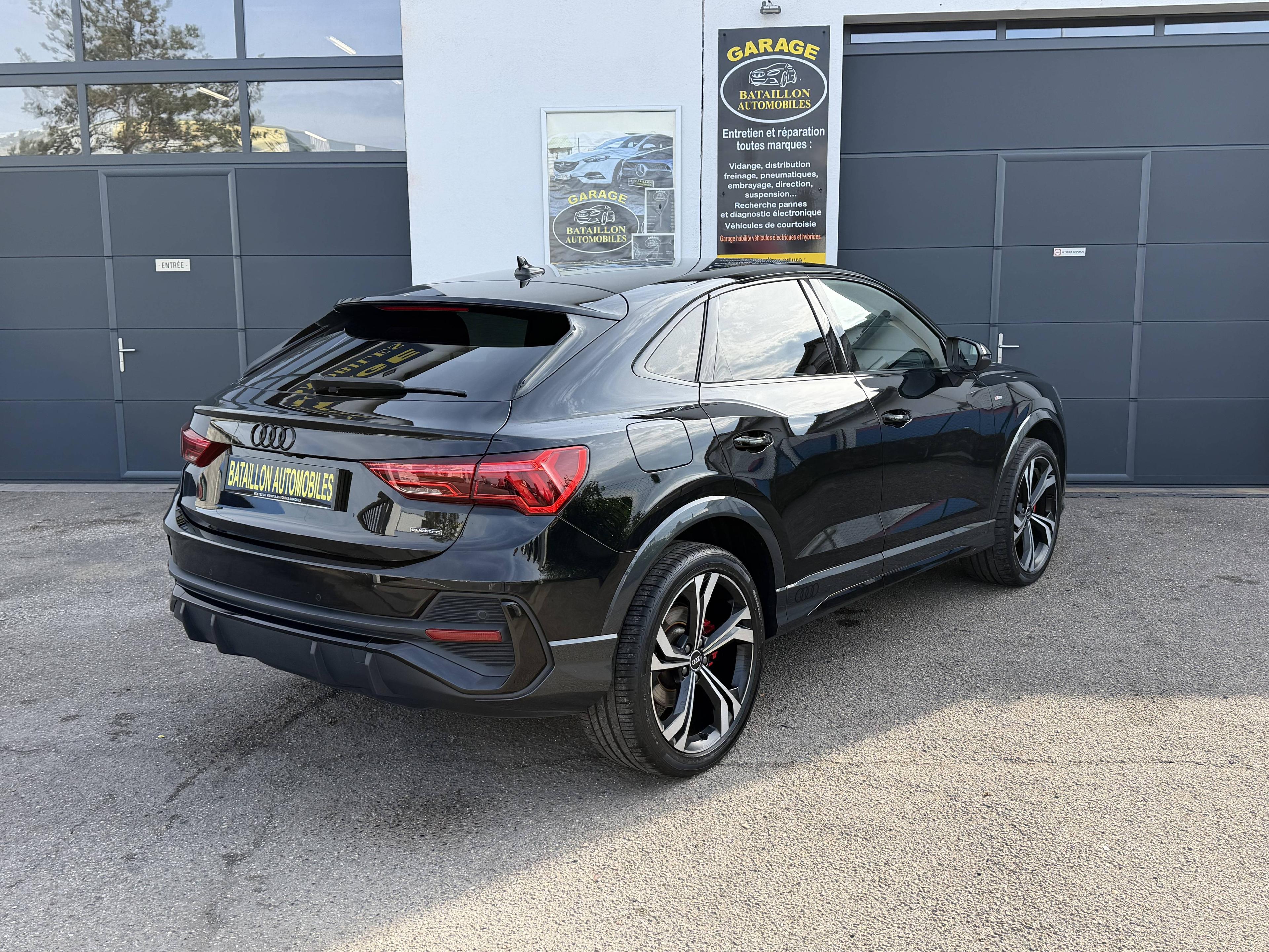 AUDI Q3